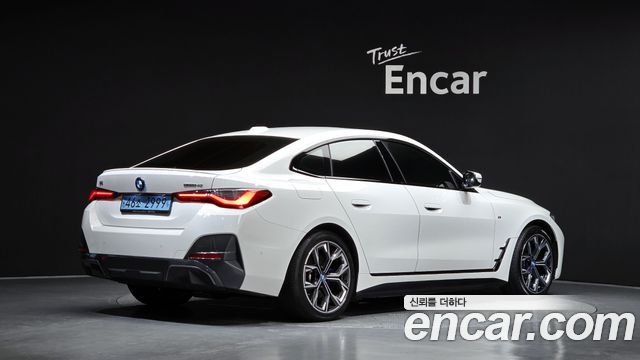 BMW i4 2024 — photo 2