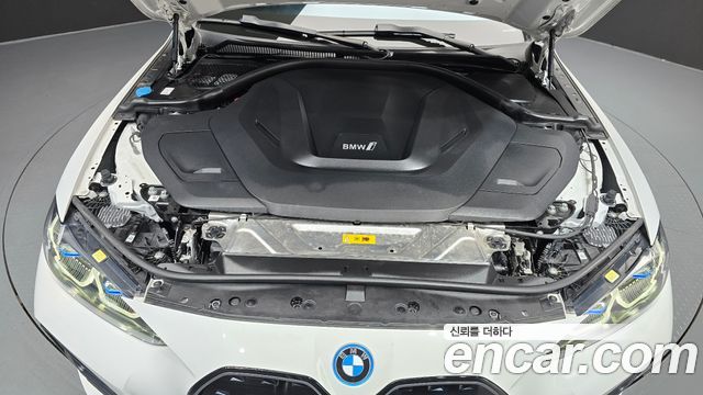 BMW i4 2024 — photo 6