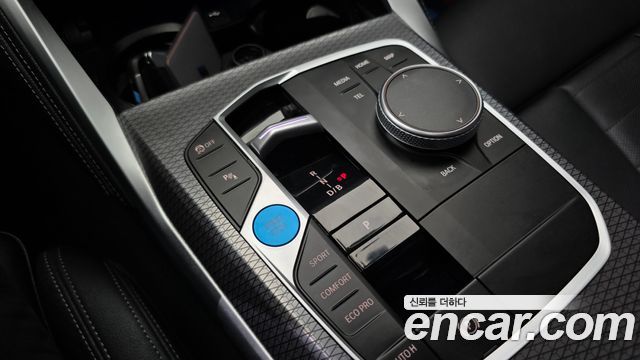 BMW i4 2024 — photo 12