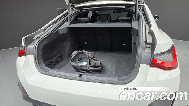 BMW i4 2024 — photo 25