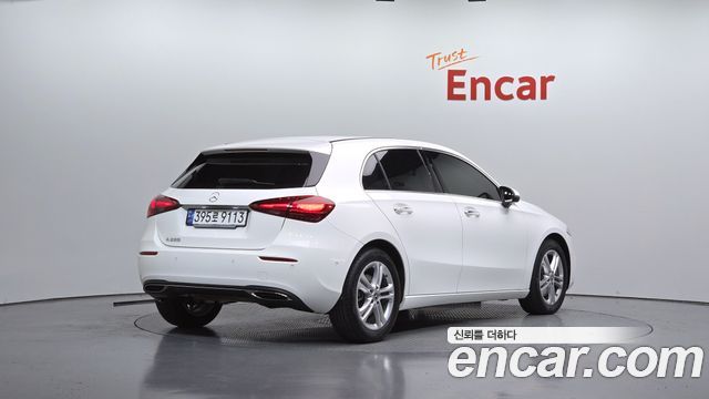Mercedes-Benz A-Class 2024 — photo 2