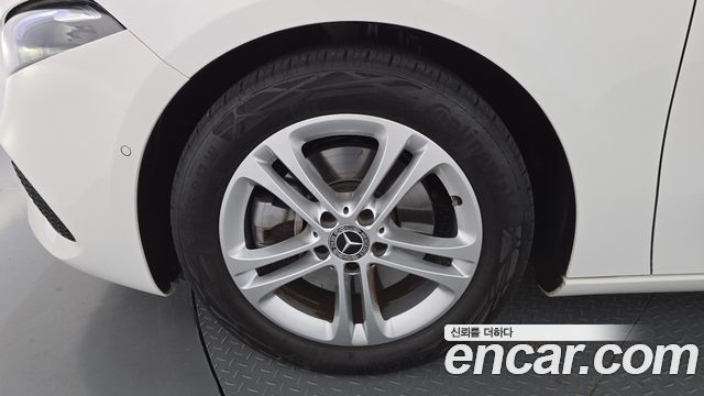 Mercedes-Benz A-Class 2024 — photo 5