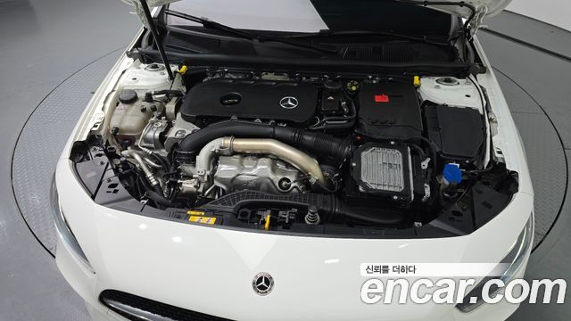 Mercedes-Benz A-Class 2024 — photo 6