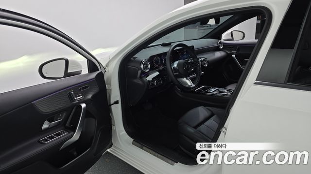 Mercedes-Benz A-Class 2024 — photo 13