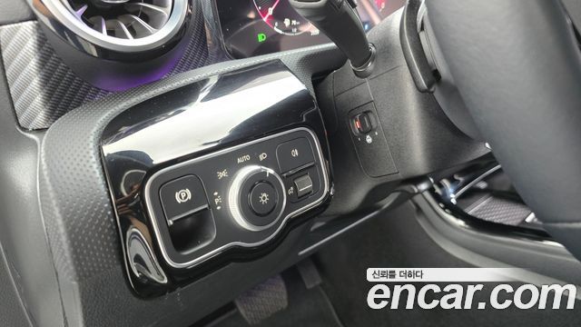 Mercedes-Benz A-Class 2024 — photo 25