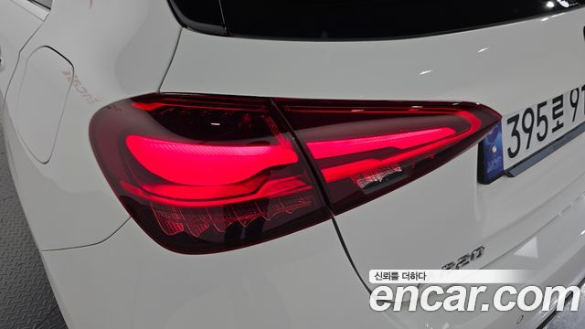 Mercedes-Benz A-Class 2024 — photo 9