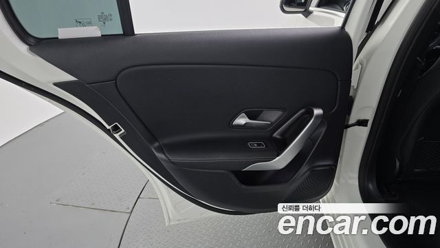 Mercedes-Benz A-Class 2024 — photo 15