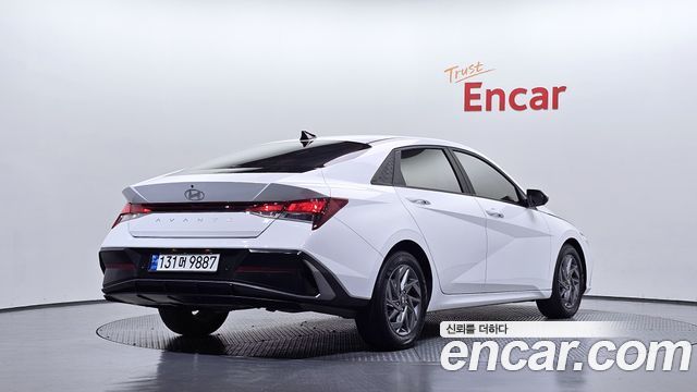 Hyundai AVANTE 2024 — photo 2