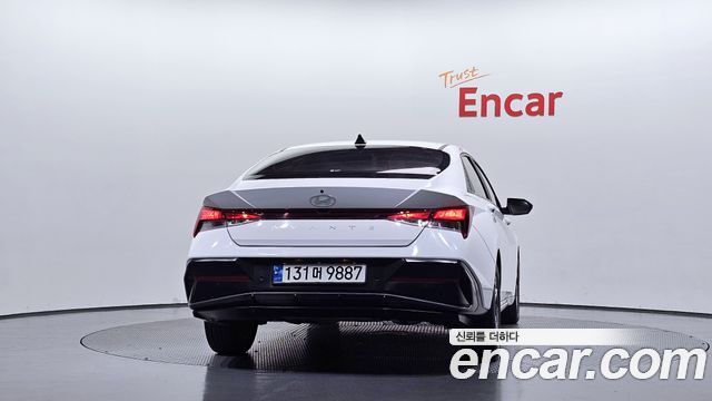 Hyundai AVANTE 2024 — photo 4