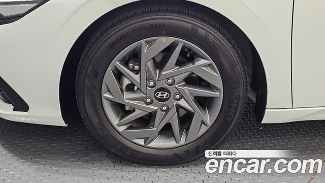 Hyundai AVANTE 2024 — photo 5