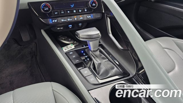Hyundai AVANTE 2024 — photo 9