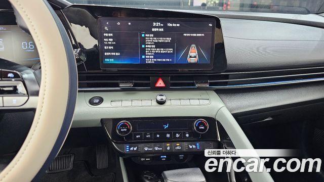 Hyundai AVANTE 2024 — photo 13