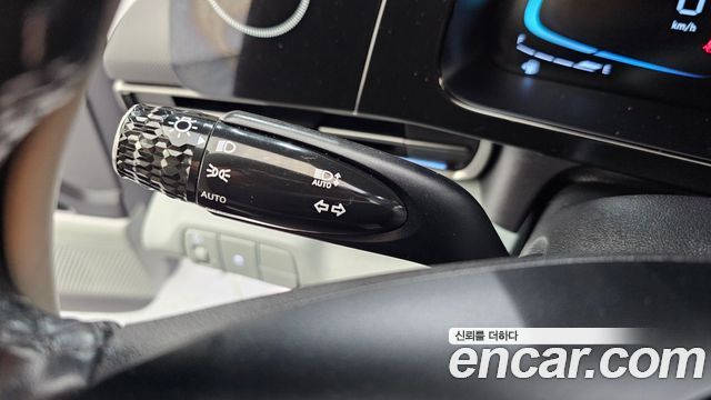 Hyundai AVANTE 2024 — photo 17