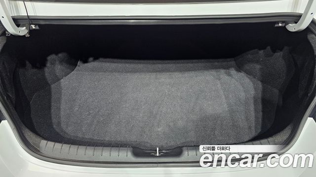 Hyundai AVANTE 2024 — photo 20