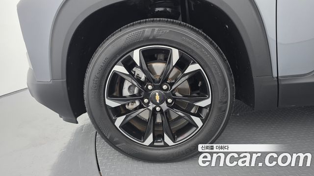 Chevrolet Korea Trailblazer 2021 — photo 5