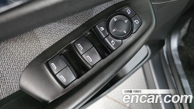 Chevrolet Korea Trailblazer 2021 — photo 11