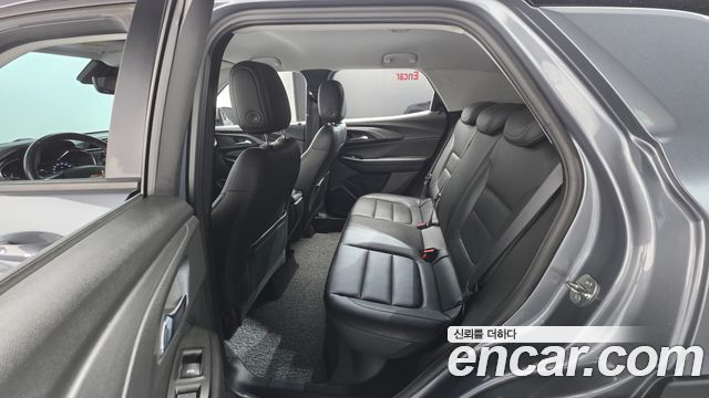 Chevrolet Korea Trailblazer 2021 — photo 17