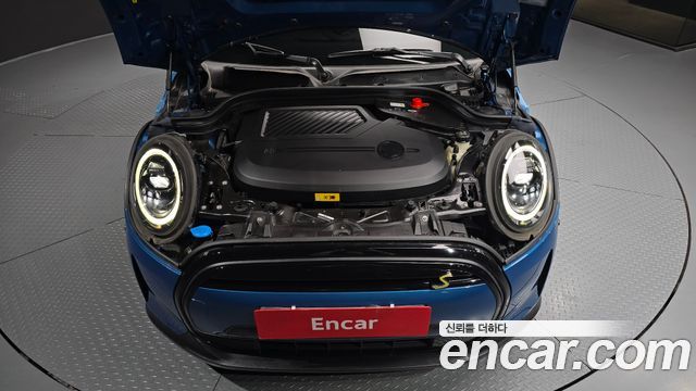 Mini Cooper 2024 — photo 6