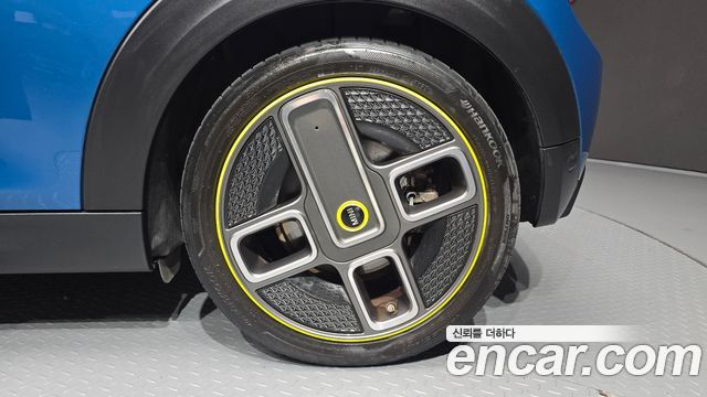 Mini Cooper 2024 — photo 7