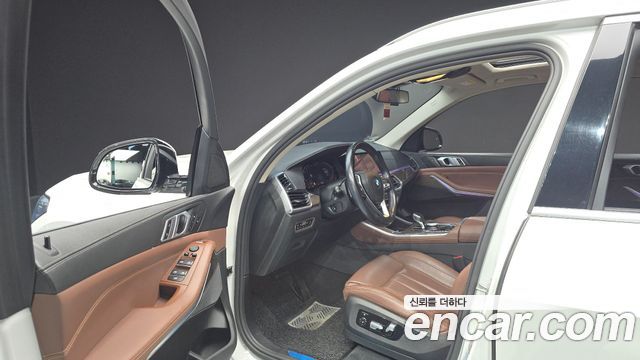BMW X5 2019 — photo 13