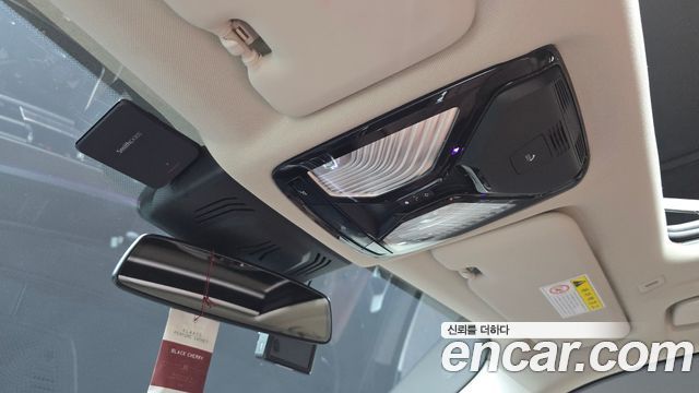 BMW X5 2019 — photo 28