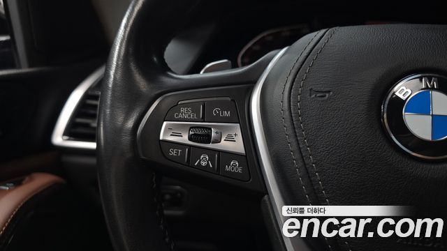 BMW X5 2019 — photo 31