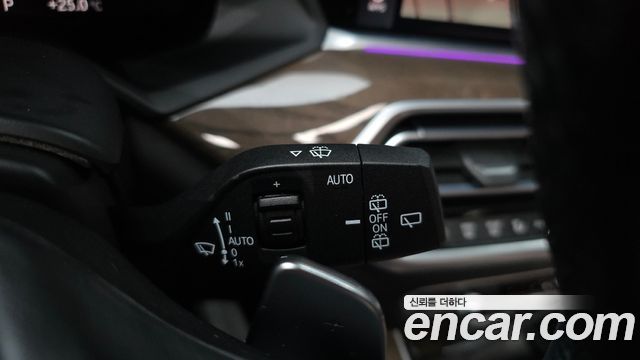 BMW X5 2019 — photo 34