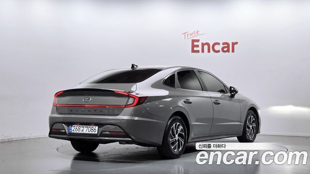Hyundai Sonata 2022 — photo 2