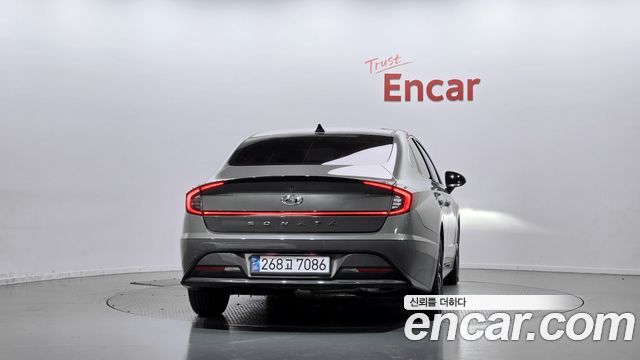 Hyundai Sonata 2022 — photo 4