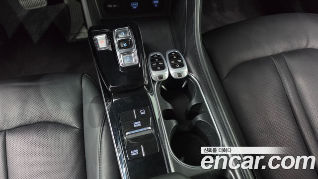 Hyundai Sonata 2022 — photo 9