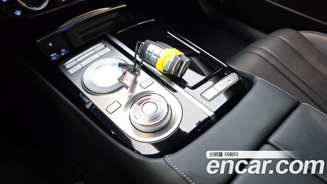 Genesis G80 2022 — photo 9