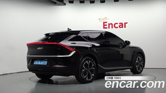 Kia EV6 2024 — photo 2