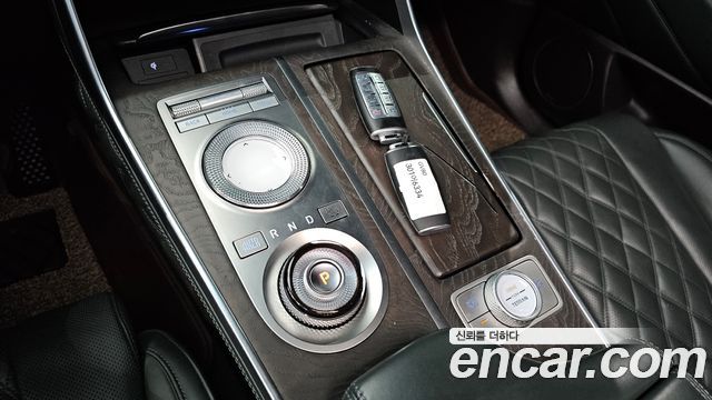 Genesis GV80 2021 — photo 12