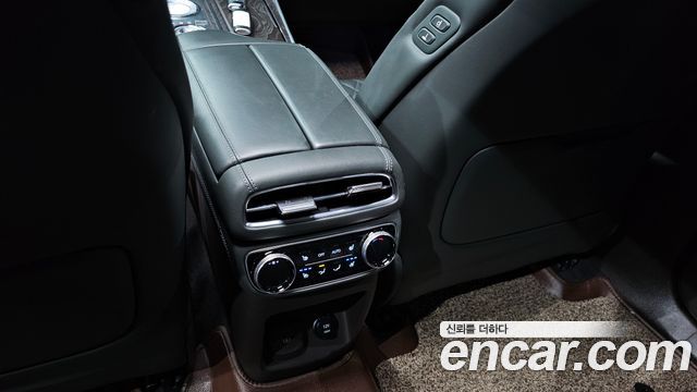 Genesis GV80 2021 — photo 30