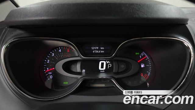 Renault Korea QM3 2018 — photo 11
