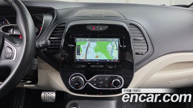 Renault Korea QM3 2018 — photo 19