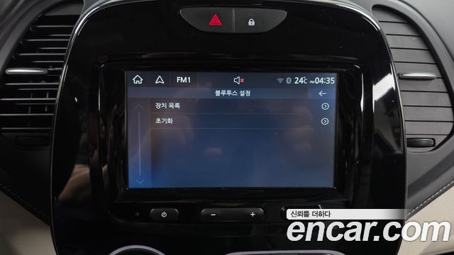 Renault Korea QM3 2018 — photo 30