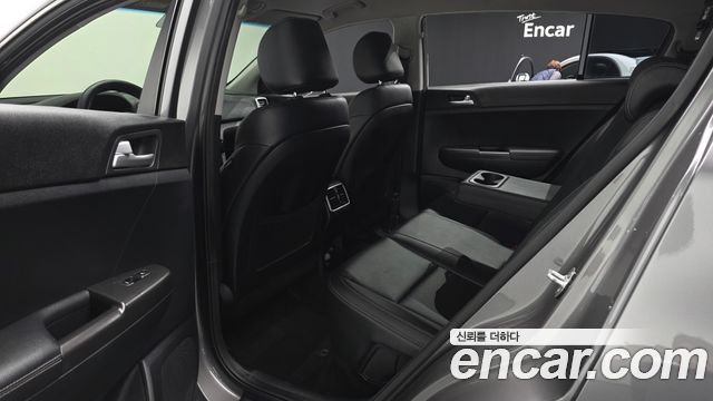 Kia Sportage 2017 — photo 12