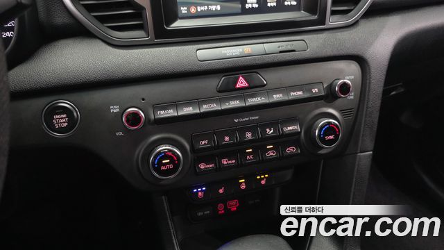 Kia Sportage 2017 — photo 17
