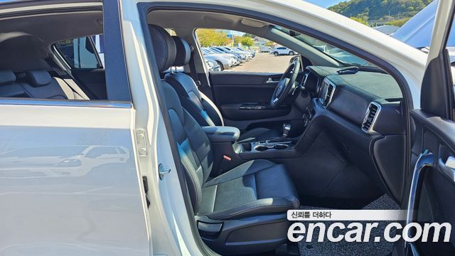 Kia Sportage 2017 — photo 12