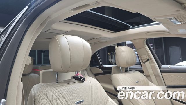 Mercedes-Benz S-Class 2019 — photo 19