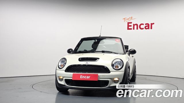 Mini Cooper Convertible 2014 — photo 3