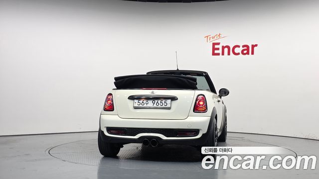 Mini Cooper Convertible 2014 — photo 4