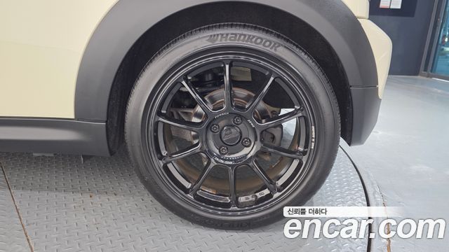Mini Cooper Convertible 2014 — photo 5