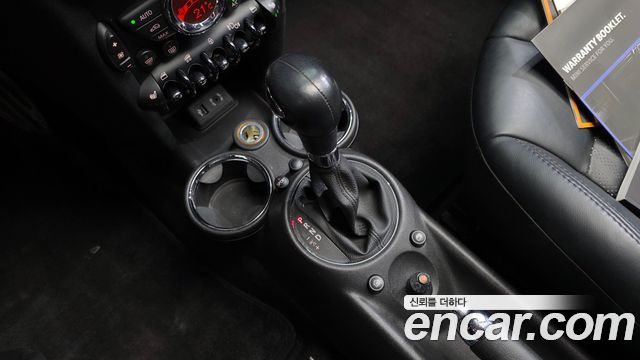 Mini Cooper Convertible 2014 — photo 9