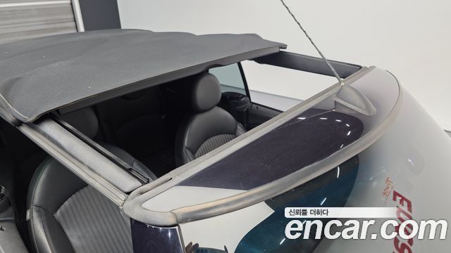 Mini Cooper Convertible 2014 — photo 20