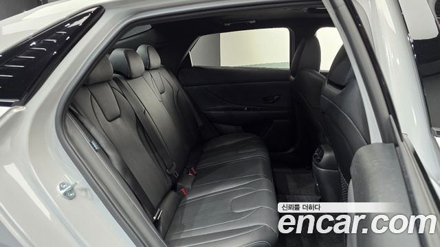 Hyundai AVANTE 2024 — photo 17