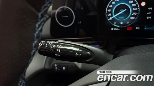 Hyundai AVANTE 2024 — photo 28