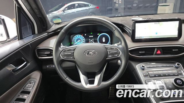 Hyundai Santafe 2022 — photo 18