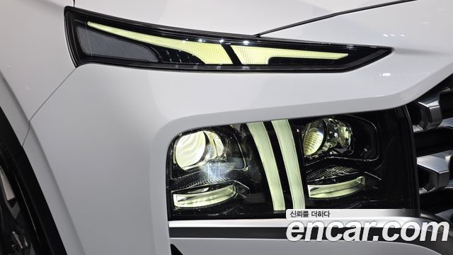 Hyundai Santafe 2022 — photo 8